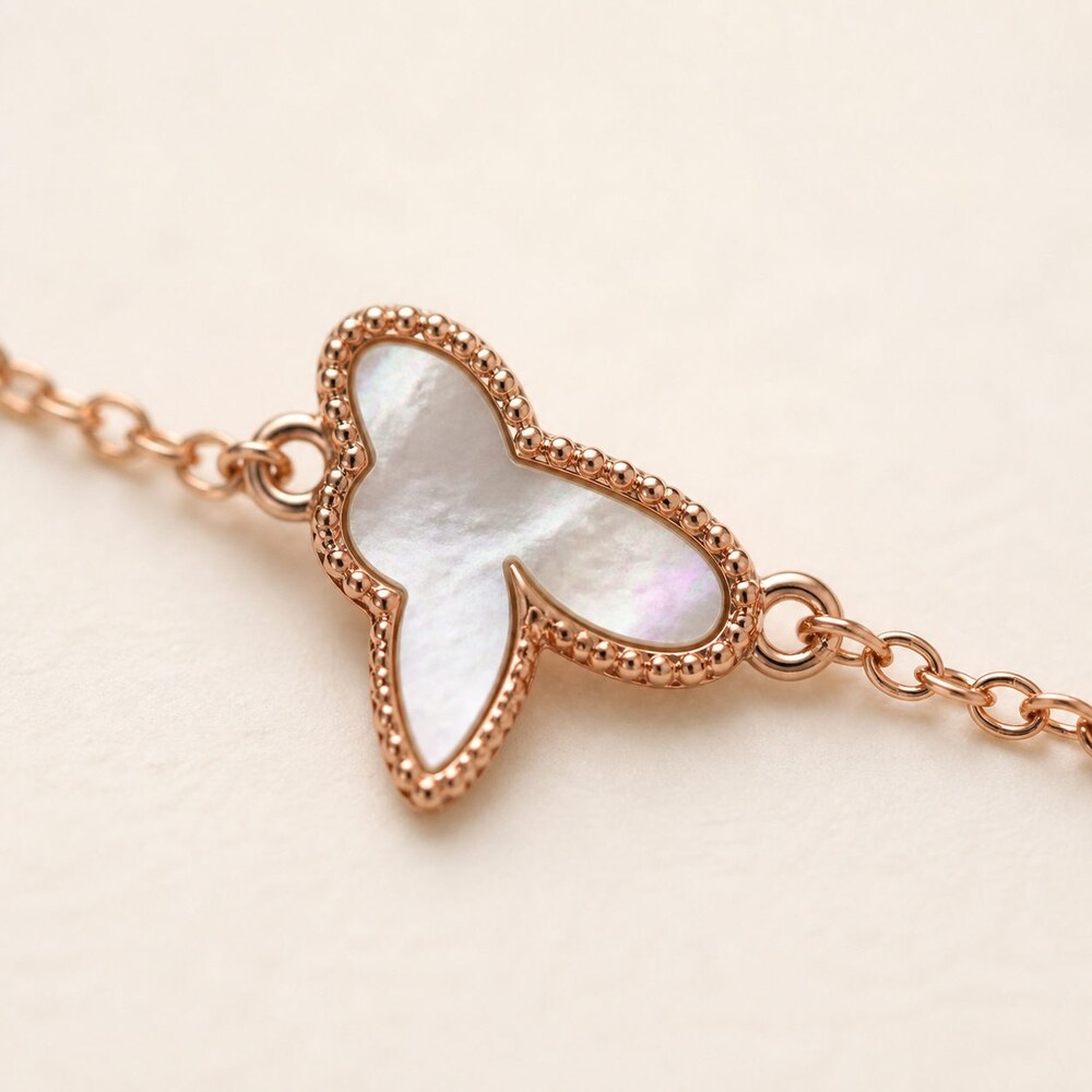 Van Cleef & Arpels Elegant Signature Bracelet Style 2 | New with Box - Picture 4 of 9